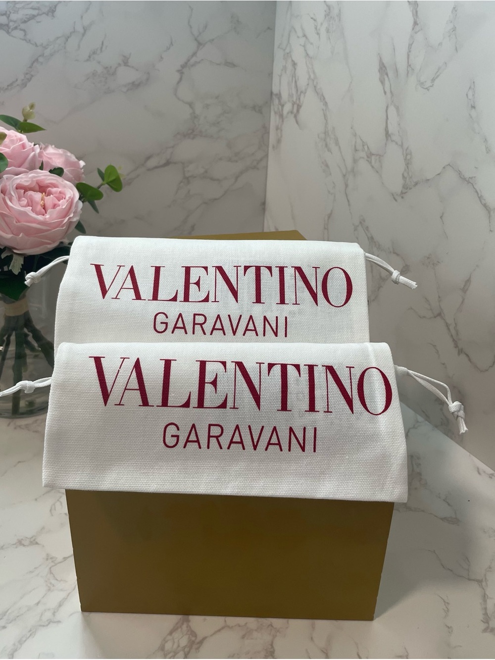 Valentino Garavani Shoe Dust Bags – Set of 2 – White Cotton Drawstring – NEW